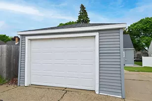 3131 S Burrell St, Milwaukee, WI 53207 - Photo 5