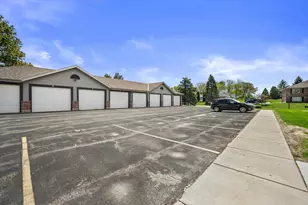 S75W16788 Jacob Ct, Muskego, WI 53150 - Photo 21