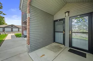 S75W16788 Jacob Ct, Muskego, WI 53150 - Photo 3