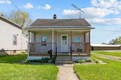 543 W 4th Ave, Oshkosh, WI 54902 - Photo 1