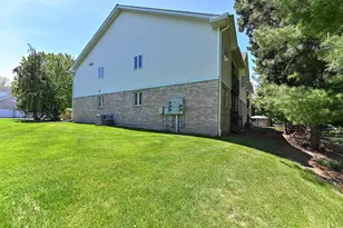 91 Potawatomi Rd, Williams Bay, WI 53191 - Photo 37