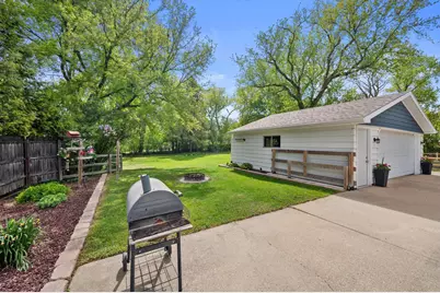 8076 N 45th St, Brown Deer, WI 53223 - Photo 29