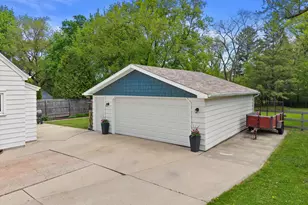 8076 N 45th St, Brown Deer, WI 53223 - Photo 35