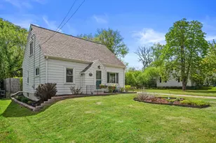 8076 N 45th St, Brown Deer, WI 53223 - Photo 31