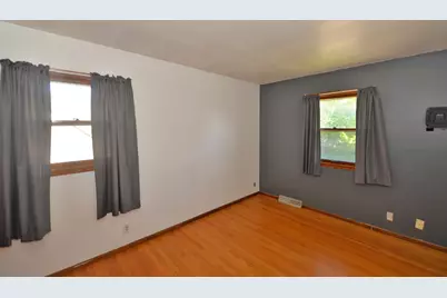 8732  Westbrook Dr #8734, Sturtevant, WI 53177 - Photo 9