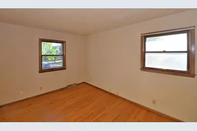 8732  Westbrook Dr #8734, Sturtevant, WI 53177 - Photo 19