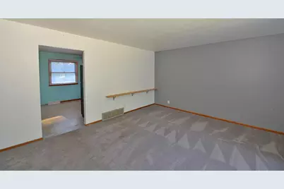 8732  Westbrook Dr #8734, Sturtevant, WI 53177 - Photo 15