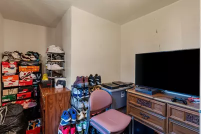 1026 S 14th St, Manitowoc, WI 54220 - Photo 35