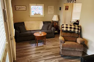 2126 S 77th St, West Allis, WI 53219 - Photo 9