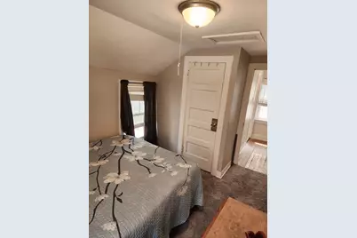 2126 S 77th St, West Allis, WI 53219 - Photo 21