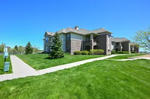 2849 W Drexel Ave, Franklin, WI 53132 - Photo 31