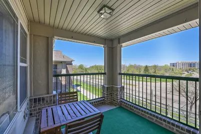 2849 W Drexel Ave #618, Franklin, WI 53132 - Photo 7