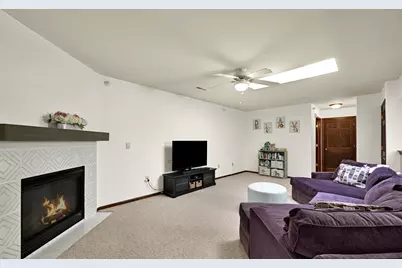 2849 W Drexel Ave #618, Franklin, WI 53132 - Photo 17
