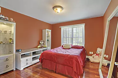9485 S 96th St, Franklin, WI 53132 - Photo 25