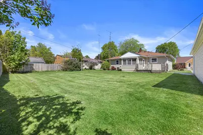 1715  26th St, Kenosha, WI 53140 - Photo 25