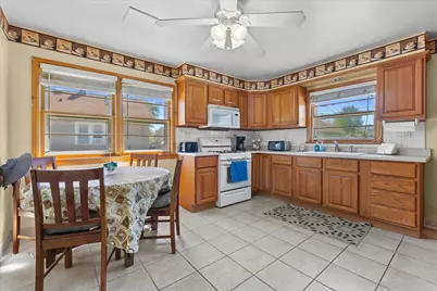 1715  26th St, Kenosha, WI 53140 - Photo 7