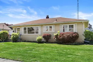1715 26th St, Kenosha, WI 53140 - Photo 3