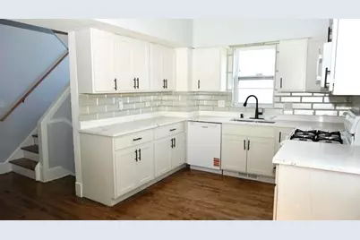 2113  16th St, Racine, WI 53403 - Photo 3