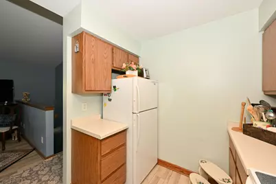 N110W16973  Ashbury Cir #3, Germantown, WI 53022 - Photo 9