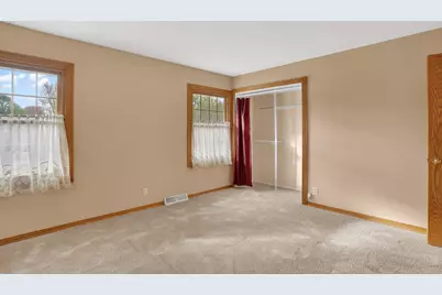 517  Cambridge Ave, Waukesha, WI 53188 - Photo 23