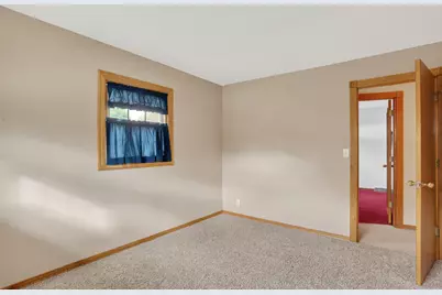 517  Cambridge Ave, Waukesha, WI 53188 - Photo 25