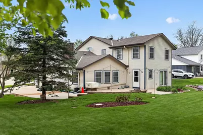 517  Cambridge Ave, Waukesha, WI 53188 - Photo 3
