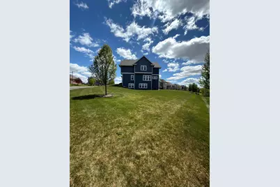 N63W13355  Hummingbird Way, Menomonee Falls, WI 53051 - Photo 25