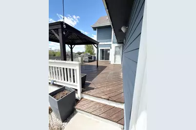 N63W13355  Hummingbird Way, Menomonee Falls, WI 53051 - Photo 23