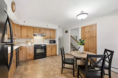 4490  Wessex Dr, Brookfield, WI 53045 - Photo 11