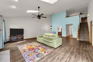 613 Annecy Park Cir, Racine, WI 53185 - Photo 15