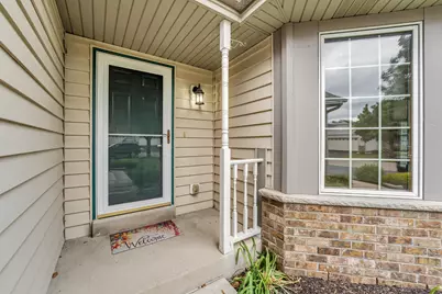 613  Annecy Park Cir, Racine, WI 53185 - Photo 3