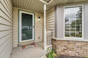 613 Annecy Park Cir, Racine, WI 53185 - Photo 3