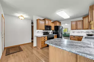613 Annecy Park Cir, Racine, WI 53185 - Photo 9
