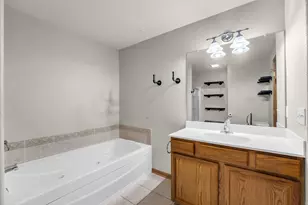 613 Annecy Park Cir, Racine, WI 53185 - Photo 27