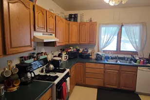 318 Madison St, Walworth, WI 53184 - Photo 9
