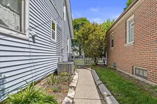 3947 S 1st Pl, Milwaukee, WI 53207 - Photo 45