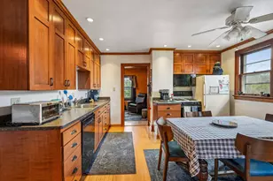 4524 N Larkin St, Shorewood, WI 53211 - Photo 13