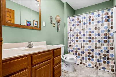 739  Shelly Ln, Onalaska, WI 54650 - Photo 17