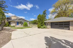 N48W16806 Lisbon Rd, Menomonee Falls, WI 53051 - Photo 33