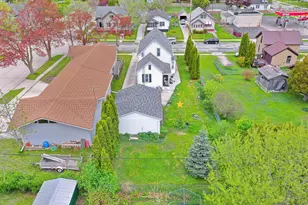 1015 Green St, Manitowoc, WI 54220 - Photo 35