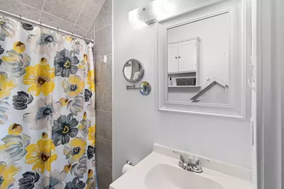 1015  Green St, Manitowoc, WI 54220 - Photo 25