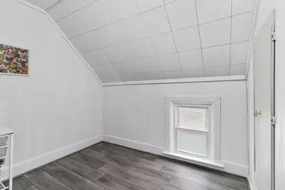 1015  Green St, Manitowoc, WI 54220 - Photo 27