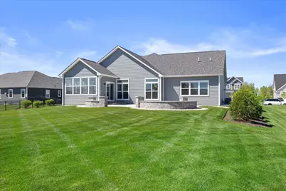 8929  Creekside Cir, Pleasant Prairie, WI 53158 - Photo 43