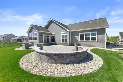 8929  Creekside Cir, Pleasant Prairie, WI 53158 - Photo 39