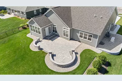 8929  Creekside Cir, Pleasant Prairie, WI 53158 - Photo 49