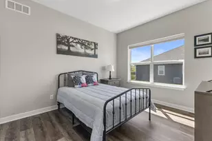 8929 Creekside Cir, Pleasant Prairie, WI 53158 - Photo 29