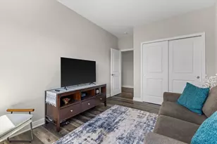 8929 Creekside Cir, Pleasant Prairie, WI 53158 - Photo 31