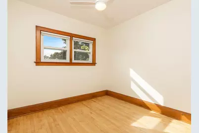 359 E Montana St, Milwaukee, WI 53207 - Photo 13