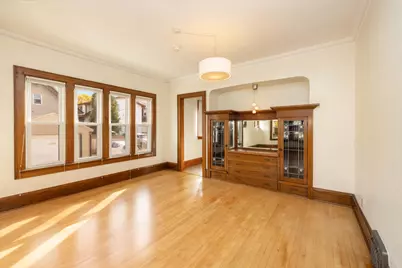 359 E Montana St, Milwaukee, WI 53207 - Photo 5