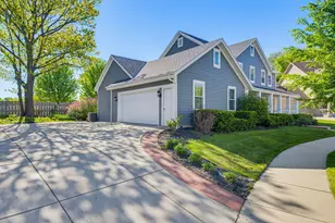 3818 S Centennial Cir, Milwaukee, WI 53221 - Photo 39